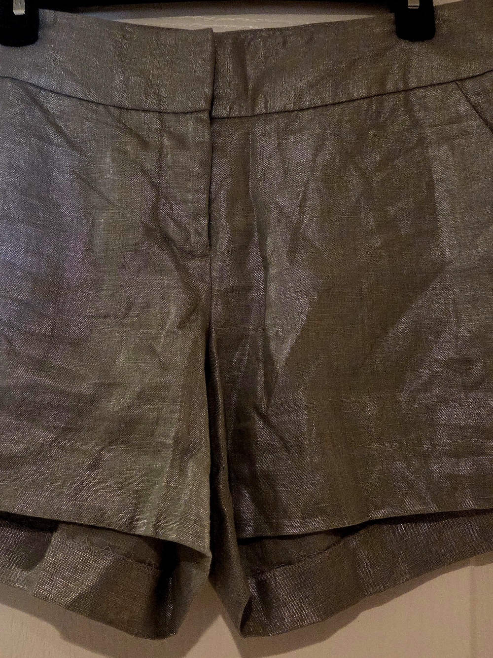GUC Vincee Cummuto,Metallic Gray Women’s Shorts 10, And Black M Tank Ruffle.